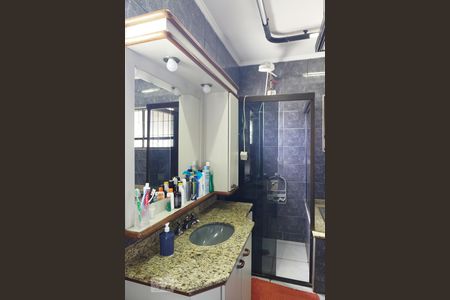 Casa à venda com 273m², 3 quartos e 2 vagasBanheiro da Suíte