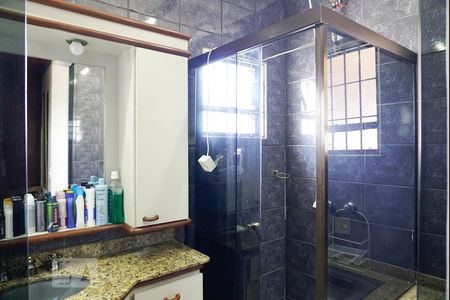 Casa à venda com 273m², 3 quartos e 2 vagasBanheiro da Suíte