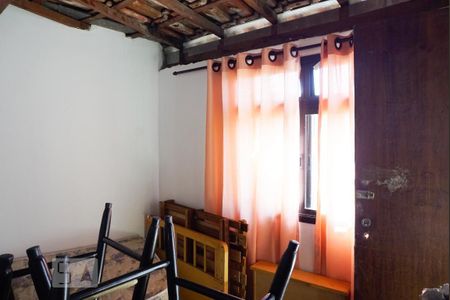 Casa à venda com 273m², 3 quartos e 2 vagasQuarto de Serviço