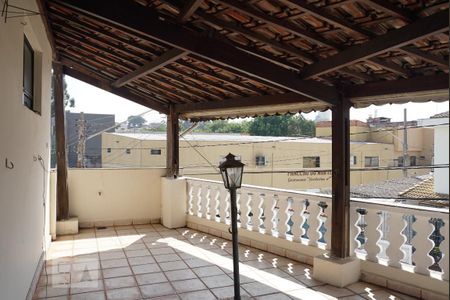 Casa à venda com 273m², 3 quartos e 2 vagasVaranda da Suíte