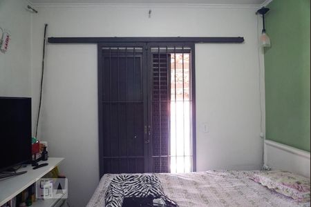 Casa à venda com 273m², 3 quartos e 2 vagasSuíte