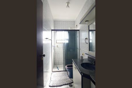 Casa à venda com 273m², 3 quartos e 2 vagasBanheiro Social