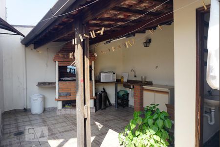 Casa à venda com 273m², 3 quartos e 2 vagasChurrasqueira