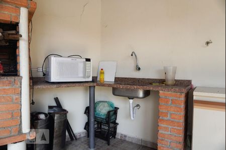 Casa à venda com 273m², 3 quartos e 2 vagasChurrasqueira