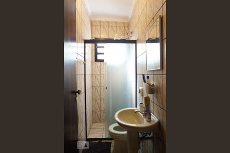 Casa à venda com 273m², 3 quartos e 2 vagasBanheiro da Cozinha