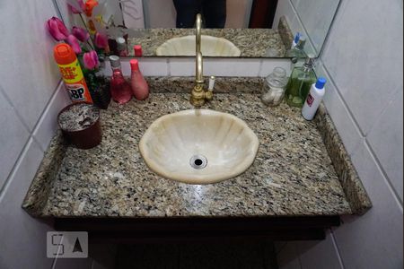 Casa à venda com 273m², 3 quartos e 2 vagasLavabo