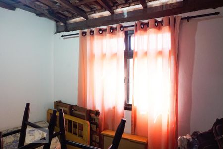 Casa à venda com 273m², 3 quartos e 2 vagasQuarto de Serviço