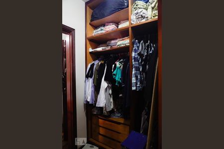 Casa à venda com 273m², 3 quartos e 2 vagasCloset da Suíte