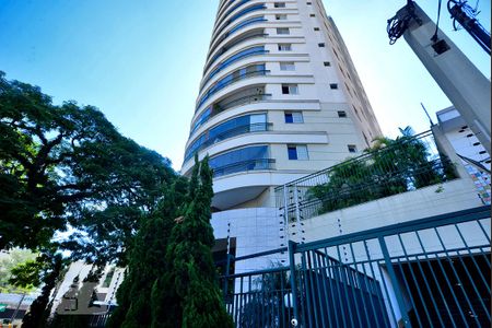Apartamento à venda com 98m², 2 quartos e 2 vagasFachada