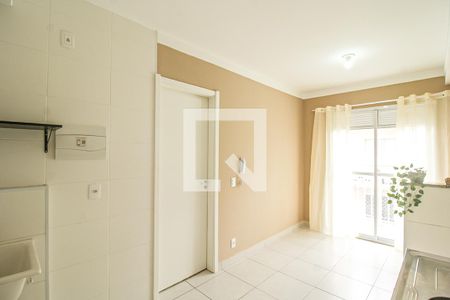 Sala/Cozinha de apartamento para alugar com 1 quarto, 31m² em Vila Palmeiras, São Paulo