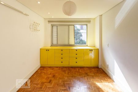 Apartamento para alugar com 90m², 3 quartos e 1 vagaSuíte