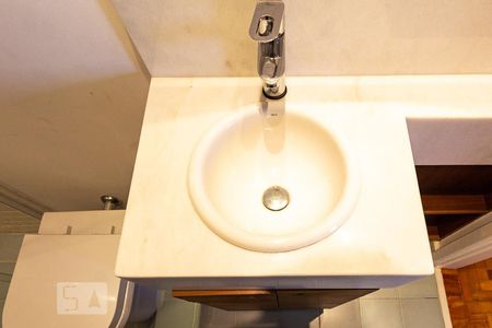 Banheiro de apartamento para alugar com 3 quartos, 90m² em Vila Madalena, São Paulo