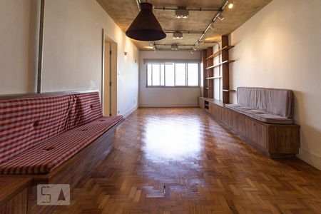 Sala de apartamento para alugar com 3 quartos, 90m² em Vila Madalena, São Paulo