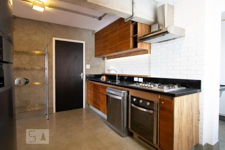 Apartamento para alugar com 90m², 3 quartos e 1 vagaÁrea de Serviço