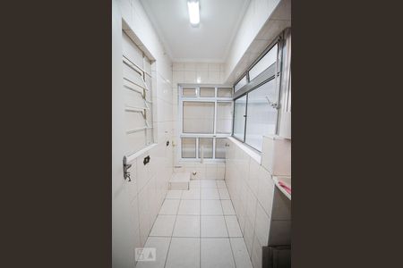 Apartamento à venda com 67m², 2 quartos e sem vagaArea de serviço