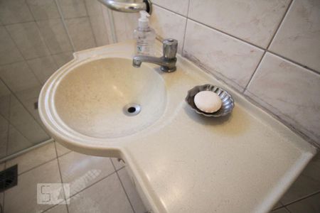 Apartamento à venda com 67m², 2 quartos e sem vagaBanheiro