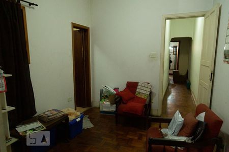 Casa à venda com 285m², 4 quartos e 1 vagaQuarto 2 - Suíte