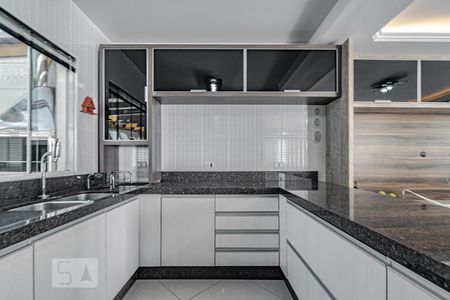 Casa para alugar com 180m², 3 quartos e 3 vagasCozinha - Armários