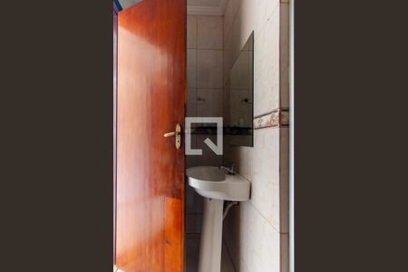 Casa à venda com 100m², 2 quartos e 1 vagaBanheiro