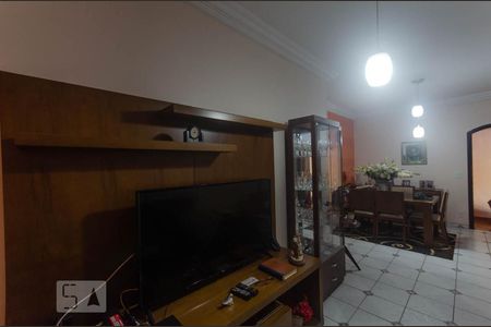 Sala de casa à venda com 3 quartos, 140m² em Jardim Brasilia (zona Leste), São Paulo