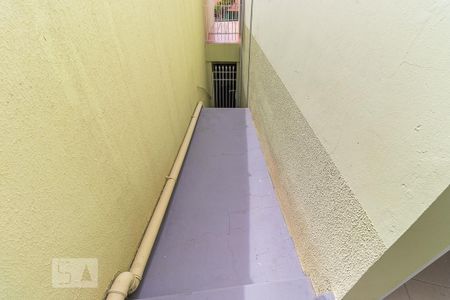 Corredor - Garagem de casa para alugar com 2 quartos, 100m² em Jardim Primavera, Campinas