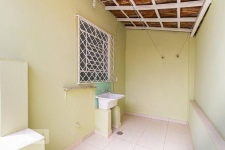 Área de serviço de casa para alugar com 2 quartos, 100m² em Jardim Primavera, Campinas