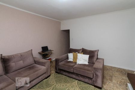 Casa à venda com 153m², 2 quartos e 3 vagasSala