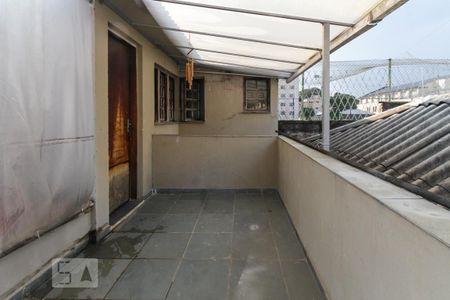 Casa à venda com 153m², 2 quartos e 3 vagasterraço da edícula