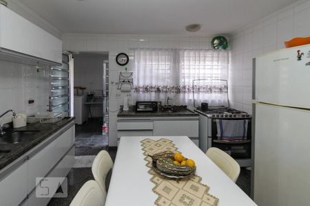 Casa à venda com 153m², 2 quartos e 3 vagasCozinha