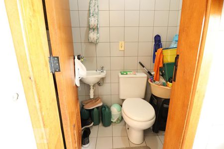 Apartamento à venda com 105m², 3 quartos e 2 vagasBanheiro de Serviço