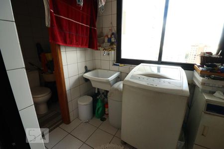 Apartamento à venda com 105m², 3 quartos e 2 vagasÁrea de Serviço