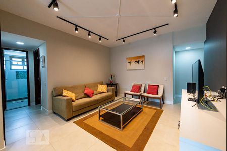 Sala de apartamento para alugar com 2 quartos, 85m² em Leblon, Rio de Janeiro