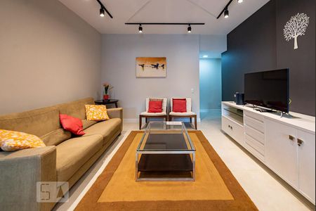 Sala de apartamento para alugar com 2 quartos, 85m² em Leblon, Rio de Janeiro