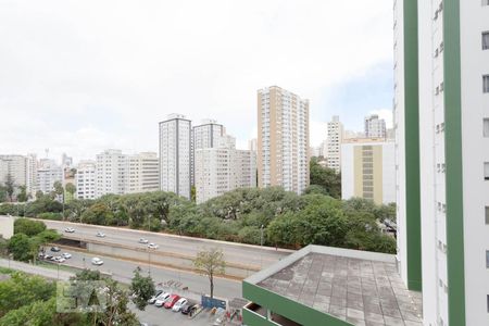 Apartamento para alugar com 36m², 1 quarto e 1 vagaVista