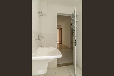 Apartamento para alugar com 40m², 2 quartos e 1 vaga Apartamento para alugar com 40m², 2 quartos e 1 vagaÁrea de Serviço