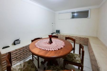 Casa de condomínio à venda com 141m², 3 quartos e 1 vagaCopa