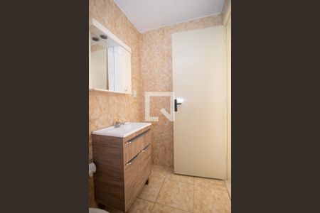 Banheiro de apartamento para alugar com 1 quarto, 43m² em Partenon, Porto Alegre