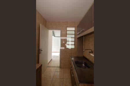 Cozinha de apartamento para alugar com 1 quarto, 43m² em Partenon, Porto Alegre