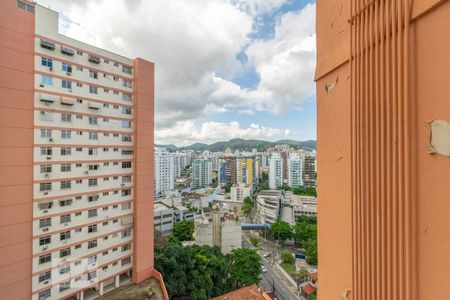 VISTA JANELA SALA de apartamento à venda com 2 quartos, 60m² em Santa Rosa, Niterói