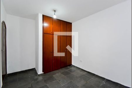 Casa para alugar com 240m², 3 quartos e 2 vagasQuarto 3