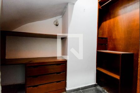 Casa para alugar com 240m², 3 quartos e 2 vagasCloset do Quarto 3