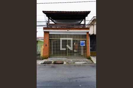 Casa para alugar com 240m², 3 quartos e 2 vagasFachada