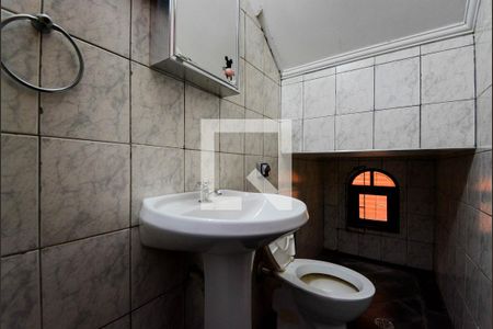Lavabo de casa para alugar com 3 quartos, 240m² em Vila Rosália, Guarulhos