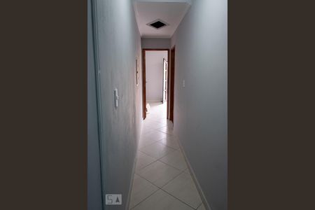 Corredor de casa para alugar com 2 quartos, 90m² em Cidade Antônio Estevão de Carvalho, São Paulo