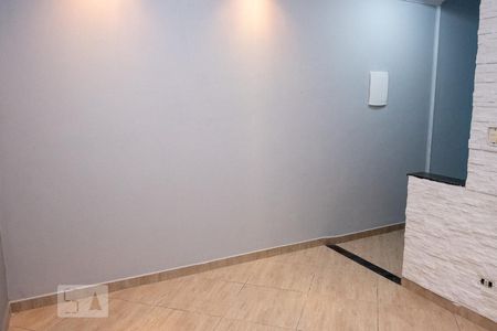 Sala de casa para alugar com 2 quartos, 90m² em Cidade Antônio Estevão de Carvalho, São Paulo