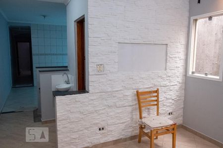 Sala de casa para alugar com 2 quartos, 90m² em Cidade Antônio Estevão de Carvalho, São Paulo
