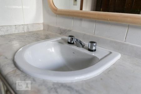 Apartamento para alugar com 273m², 4 quartos e 3 vagasBanheiro