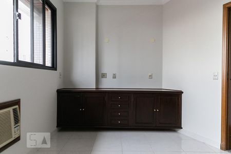Apartamento para alugar com 273m², 4 quartos e 3 vagasCopa