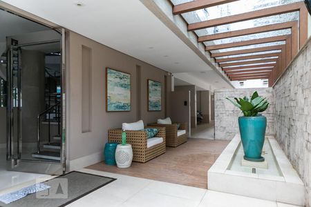 Apartamento para alugar com 273m², 4 quartos e 3 vagasEntrada