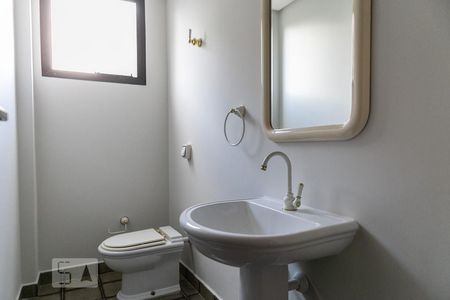 Apartamento para alugar com 273m², 4 quartos e 3 vagasLavabo